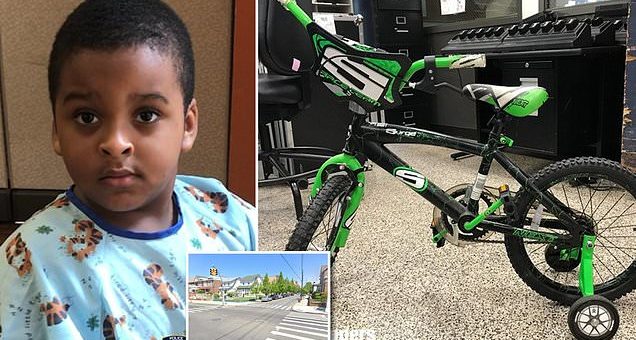 Budak lima tahun berbasikal seorang diri waktu malam