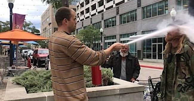 Pemilik restoran menyembur perokok degil di muka dengan pemadam api