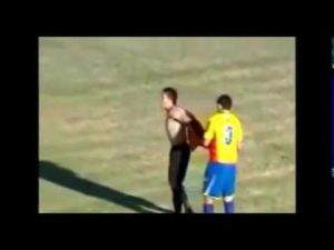 Tendangan Gol Paling Jauh Yang Pernah Terakam