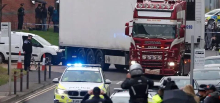 12 pendatang ditemui dalam trak sejuk