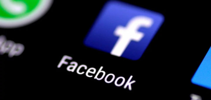 Ditahan kerana berpakaian seksi di Facebook