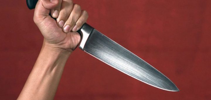 Bekas Jurubahasa Mahkamah yang menikam isteri 24 kali selepas ditanya mengenai wanita lain dipenjara