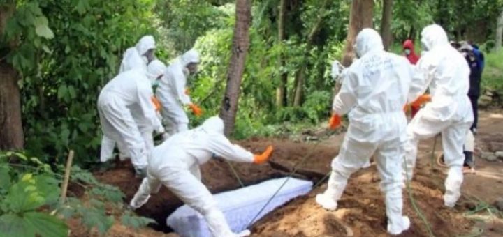 Kubur Wanita Digali Semula Kerana Kononya Takut Menjadi Pocong