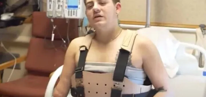 Bloke yang badannya dipotong separuh kerana kemalangan forklift akhirnya lega melihat akaun palsunya dikeluarkan